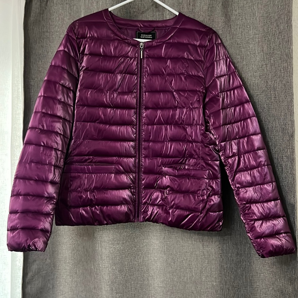 Puffer bomber jacket, bought at Europe. Size M-L. Beautiful color